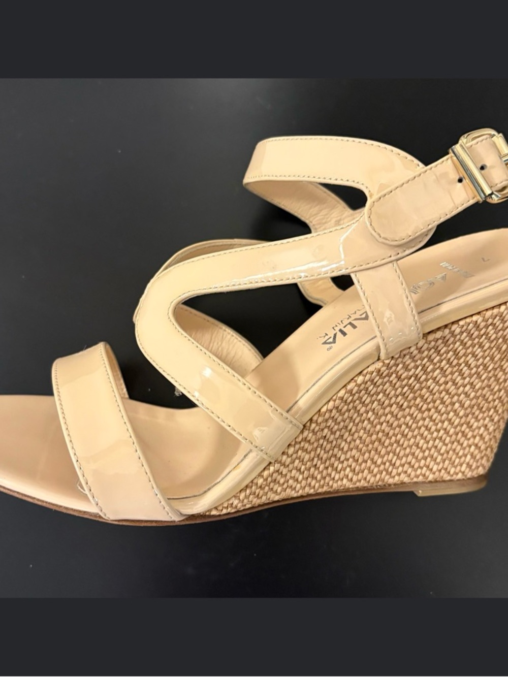 Aquazzura Beige Patent Leather Strappy Wedge Sandals - Picture 4 of 4